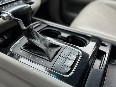 Kia: Kia Carnival: 2017 г., 2.2 л, Автомат, Дизель, Минивэн — 16