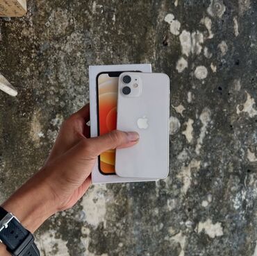 Apple iPhone: IPhone 12, 128 GB, Ağ, Zəmanət, Face ID, Sənədlərlə