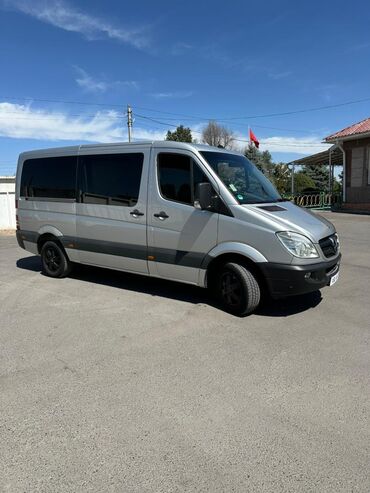 дизель автомат: Mercedes-Benz Спринтер: 2009 г., 3 л, Механика, Дизель, Бус