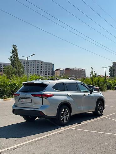 Toyota: Toyota Highlander: 2020 г., 3.5 л, Автомат, Бензин, Кроссовер — 2