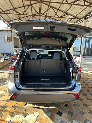 Toyota: Toyota Highlander: 2022 г., 3.5 л, Автомат, Бензин, Кроссовер — 3