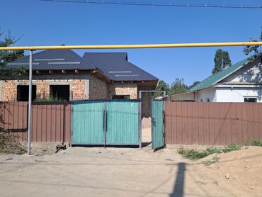 дом в иссык куле: Дом, 160 м², 7 комнат, Собственник, Косметический ремонт