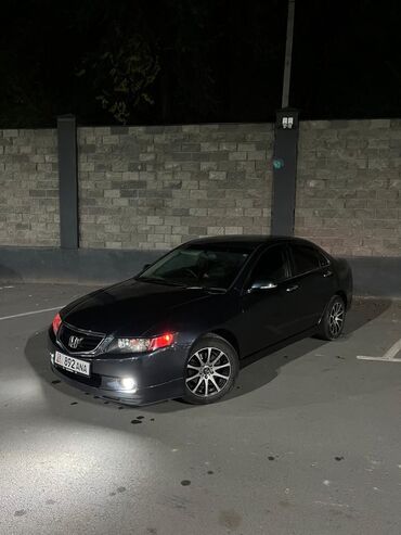 срочно продаю хонда серви: Honda Accord: 2004 г., 2.4 л, Автомат, Газ, Седан