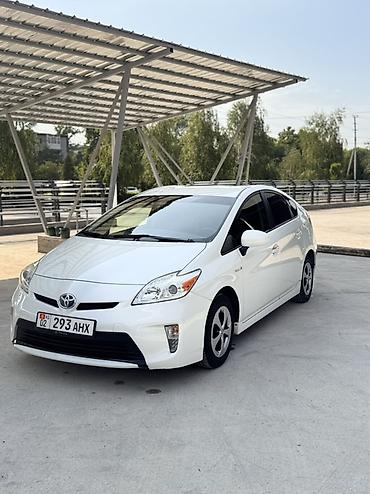 jac k7: Toyota Prius: 2015 г., Гибрид, Хэтчбэк — 1