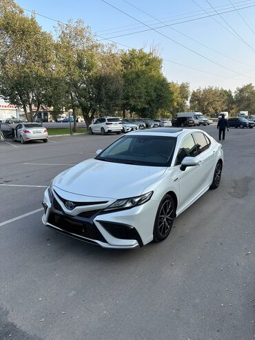 авто в рассрочку без первоначального взноса бишкек: Toyota Camry: 2022 г., 2.5 л, Вариатор, Гибрид, Седан