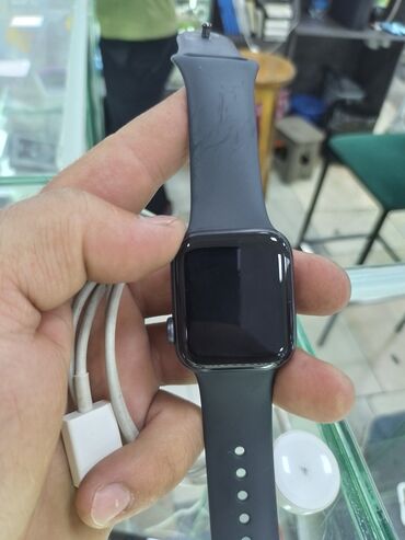 Apple Watch: Продаю Apple watch 6 цена 8000 сом