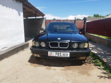 росрочку машина: BMW 525: 1991 г., 2.5 л, Механика, Бензин, Седан