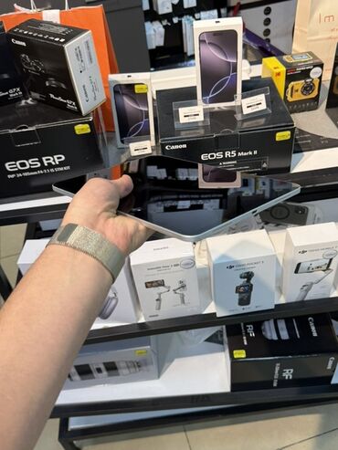 Apple iPad: • IPad Pro 11 // 64GB // 2018 // • Tam ideal veziyyetdedir.Hec bir -da lalafo.az — 10 Apple iPad: • IPad Pro 11 // 64GB // 2018 // • Tam ideal veziyyetdedir.Hec bir — 10