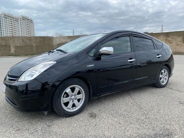 prius satilir: Toyota Prius: 1.5 л | 2008 г. Седан
