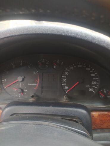 Audi: Audi A4: 1996 г., 2.4 л, Механика, Бензин, Седан — 7