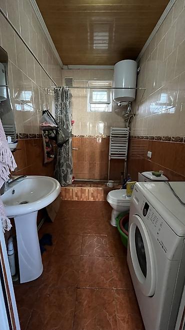 Продажа коттеджей и домов: Продается дом в районе Юга-Восток . Ташкентская . Дом представляет — 12