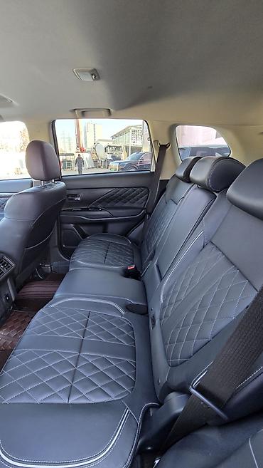 Mitsubishi: Mitsubishi Outlander: 2021 г., 2.4 л, Бензин, Кроссовер — 4