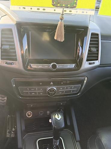 hundai elantra: Ssangyong Rexton Sports: 2018 г., 2.2 л, Автомат, Дизель, Пикап — 8
