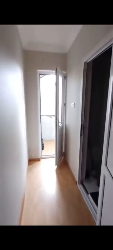 Köhnə tikili: Bakı, Bakıxanov qəs., 3 otaqlı, Köhnə tikili, m. Gənclik, 80 kv. m — 4