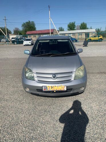 тойта ист: Toyota ist: 2003 г., 1.5 л, Автомат, Бензин, Хэтчбэк