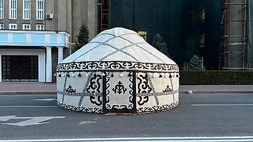 Юрты: Аренда юрты, Каркас Деревянный, Более 100 баш, С полом, Стол — 8