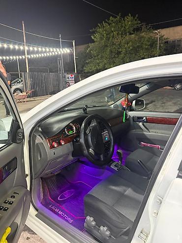 Daewoo: Daewoo Gentra: 1.6 l | 2014 il — 12