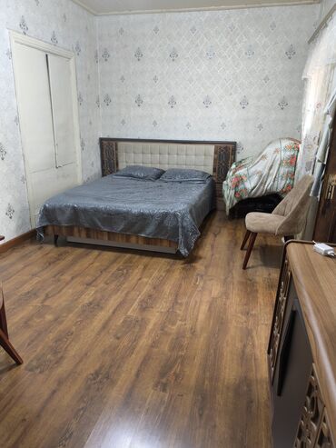 Həyət evləri və villaların satışı: 2 otaqlı, 99450581 kv. m, Kredit yoxdur, Orta təmir