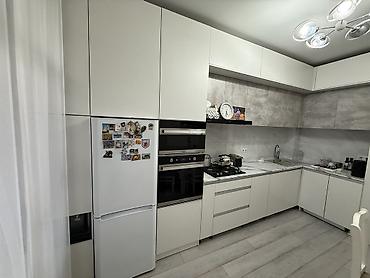 3 комнаты, 97 м², Филармония Элитка, 4 этаж, Евроремонт at lalafo.kg 3 комнаты, 97 м², Филармония Элитка, 4 этаж, Евроремонт