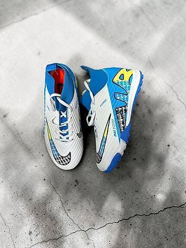 стальные шары: Футбольные бутсы/сороконожки Nike Zoom Mercurial (модель с надписью — 1