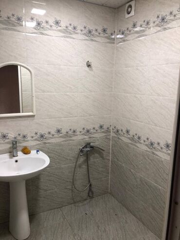 Uzunmüddətli kirayə mənzillər: Xətai Rayonu Cavanşir küçəsi 245 Saylı Məkətəbə Yaxın 2 otaq — 14