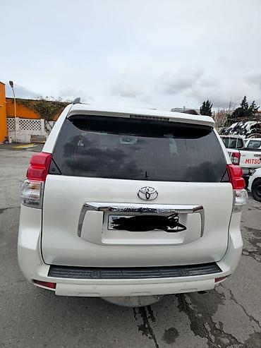 prado buferi: Toyota Land Cruiser Prado: 4 l | 2011 il Ofrouder/SUV — 5