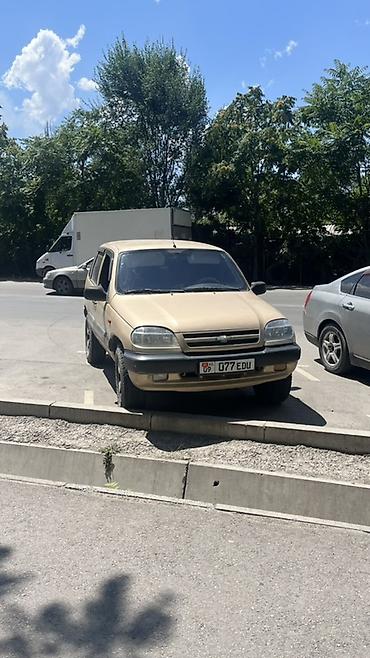 мтз 95 2: Chevrolet Niva: 2005 г., Механика, Бензин, Внедорожник — 2