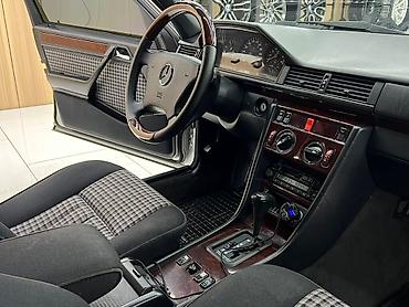 Mercedes-Benz: Mercedes-Benz E-Class: 1994 г., 2.2 л, Автомат, Бензин, Седан at lalafo.kg — 7 Mercedes-Benz: Mercedes-Benz E-Class: 1994 г., 2.2 л, Автомат, Бензин, Седан — 7