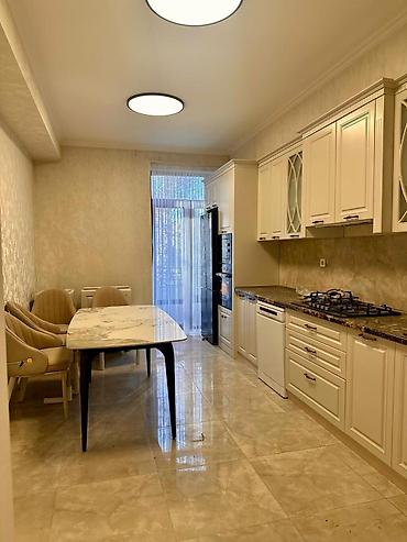 Продажа квартир: 5 и более комнат, 205 м², Элитка, 2 этаж — 11