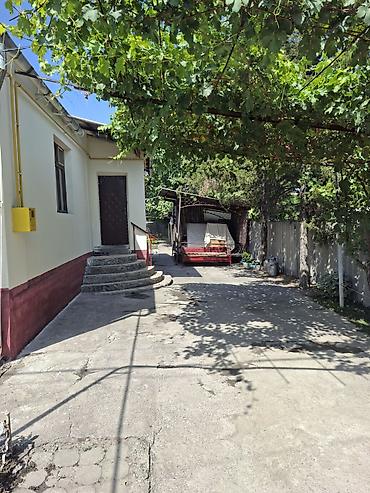 афрейн домик: Продаю мансардный Дом 📍 Расположение: дом в Ж/М Бакай-Ата самая — 2