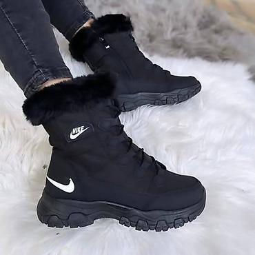 kickers jeftino: AKCIJA 36 br za 3500 din
pb — 1