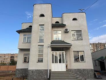 360 м², 6 комнат и более, ул. Кара-Дарыя, Семейным