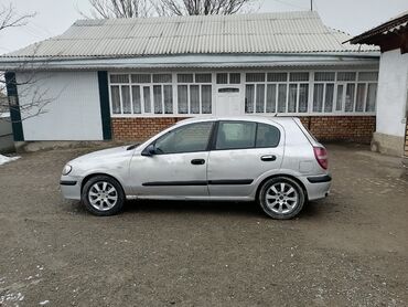 Nissan: Nissan Almera : 2000 г., 1.5 л, Manual, Бензин, Hatchback