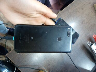 телефон fly fs521 power plus 1: Xiaomi Mi A1, 64 GB