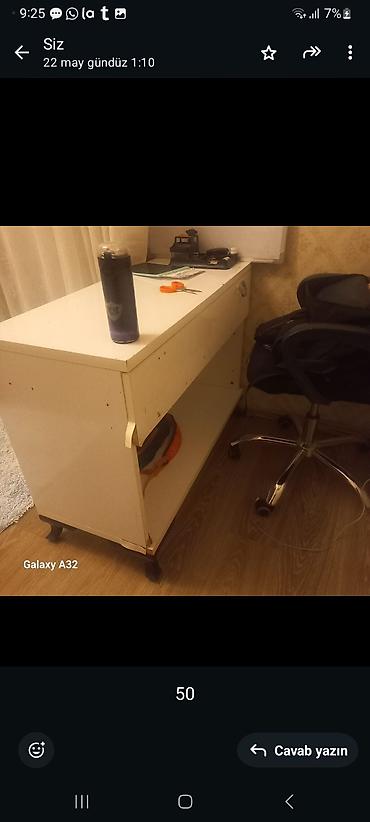 komputer setup: Ağ rəngli iş/oxu masası - Material: laminat/MDF tipli taxta səth — 2