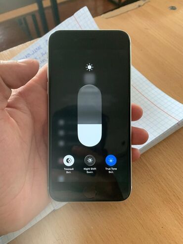 Apple iPhone: IPhone SE 2020, 64 ГБ, Белый, 77 %