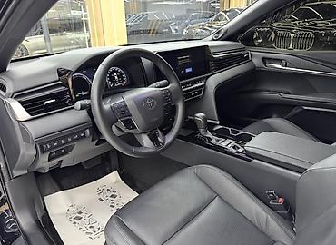 byd e2 2025: Toyota Camry: 2026 г., 2.5 л, Автомат, Гибрид, Седан — 3