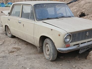 авто на российских номерах: ВАЗ (ЛАДА) 2101: 1984 г., 1.5 л, Механика, Бензин, Седан
