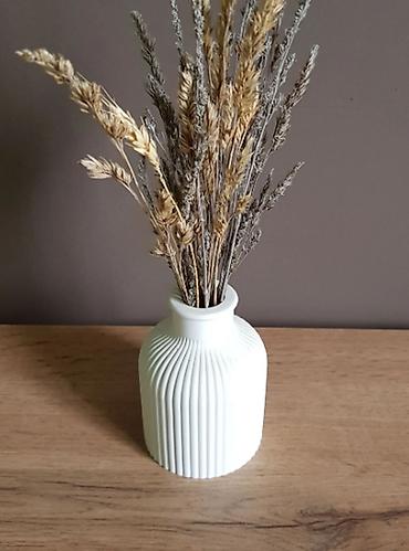 Vazalar: Bir vaza — 2