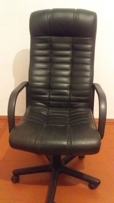 кресла для наращивания ресниц: Кресло руководителя, Офисное, Б/у