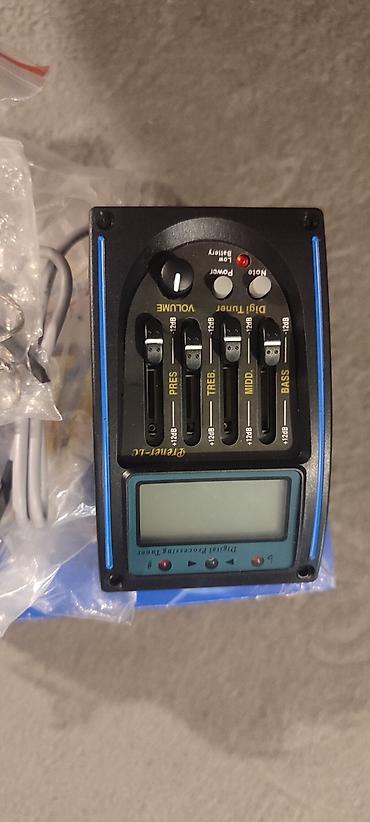 elektron gitara per page 40: Akustik gitaralar üçün quraşdırılan preamp və rəqəmsal tuner modulu — 1
