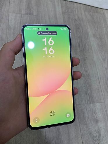 apple 11: Samsung Galaxy A56 5G, Б/у, 256 ГБ, цвет - Черный, 2 SIM — 2