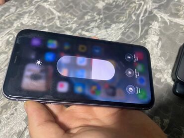 Apple iPhone: IPhone 11, 64 ГБ, Чехол, 77 % — 5