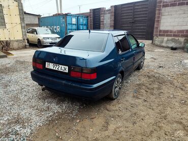 Volkswagen: Volkswagen Vento: 1996 г., 1.8 л, Механика, Бензин, Седан — 21
