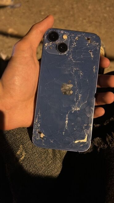 ремонт наушников: IPhone 13, 128 GB, Göy, Qırıq