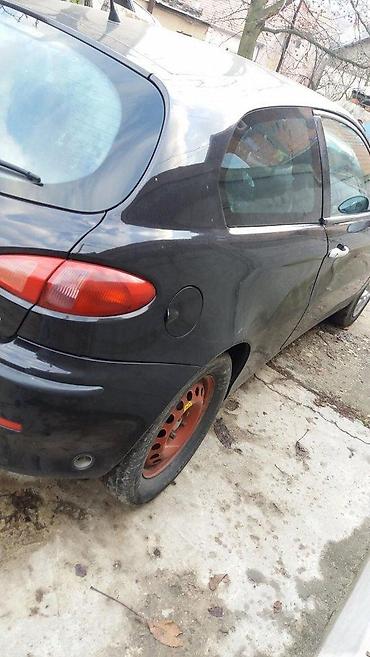 Car Body Parts: VRATA DESNA Alfa 147 3v. Cena se odnosi na gola vrata — 3