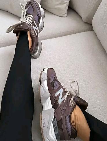 Patike: NB 9060 A klasa 
Cena: 5100
Brojevi: 36-40
PS✨ — 7