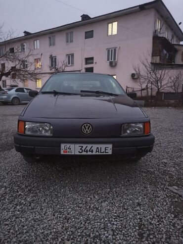 volkswagen passat сидан: Volkswagen Passat: 1989 г., 1.8 л, Механика, Бензин, Седан