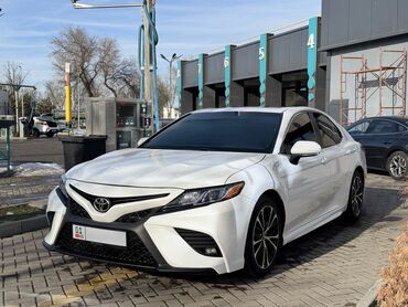 toyota carolla: Toyota Camry: 2018 г., 2.5 л, Автомат, Бензин, Седан