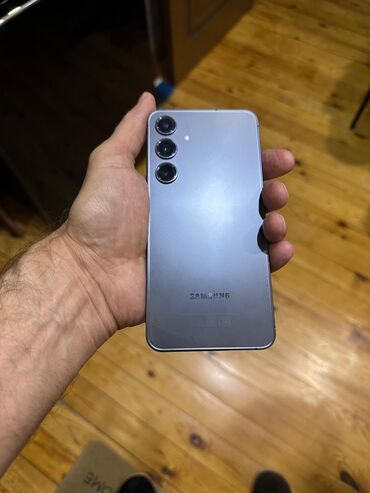 samsung note 10 plus ikinci el: Samsung Galaxy S24+, 256 GB, rəng - Gümüşü, Sensor, Barmaq izi, Simsiz şarj